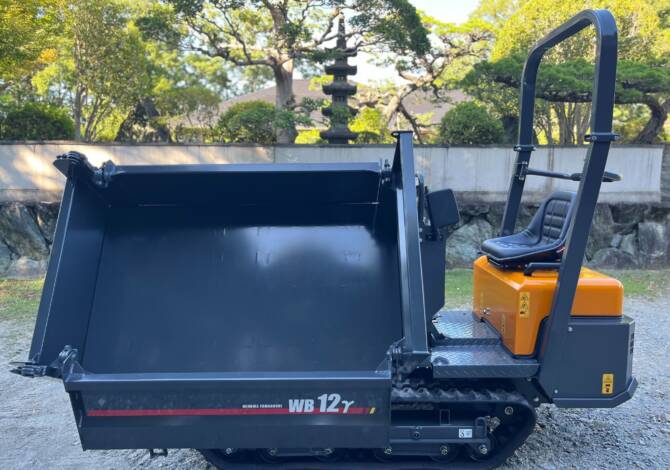 Yamaguchi WB12γ tracked dumper with dropsides open