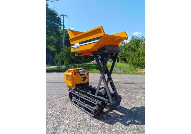 Yamaguchi WB06DHLα high lift tracked dumper with lift raised